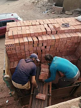 طوب احمر طفلي عالي الجودة للبناء