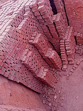 طوب احمر طفلي عالي الجودة للبناء