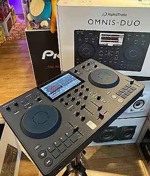 AlphaTheta XDJ AZ, OMNIS DUO, Pioneer OPUS QUAD, Pioneer XDJ RX3, Pioneer XDJ XZ, Pioneer DDJ FLX10, Pioneer CDJ 3000, Pioneer DJM A9, Pioneer DJM A9, AlphaTheta Euphonia