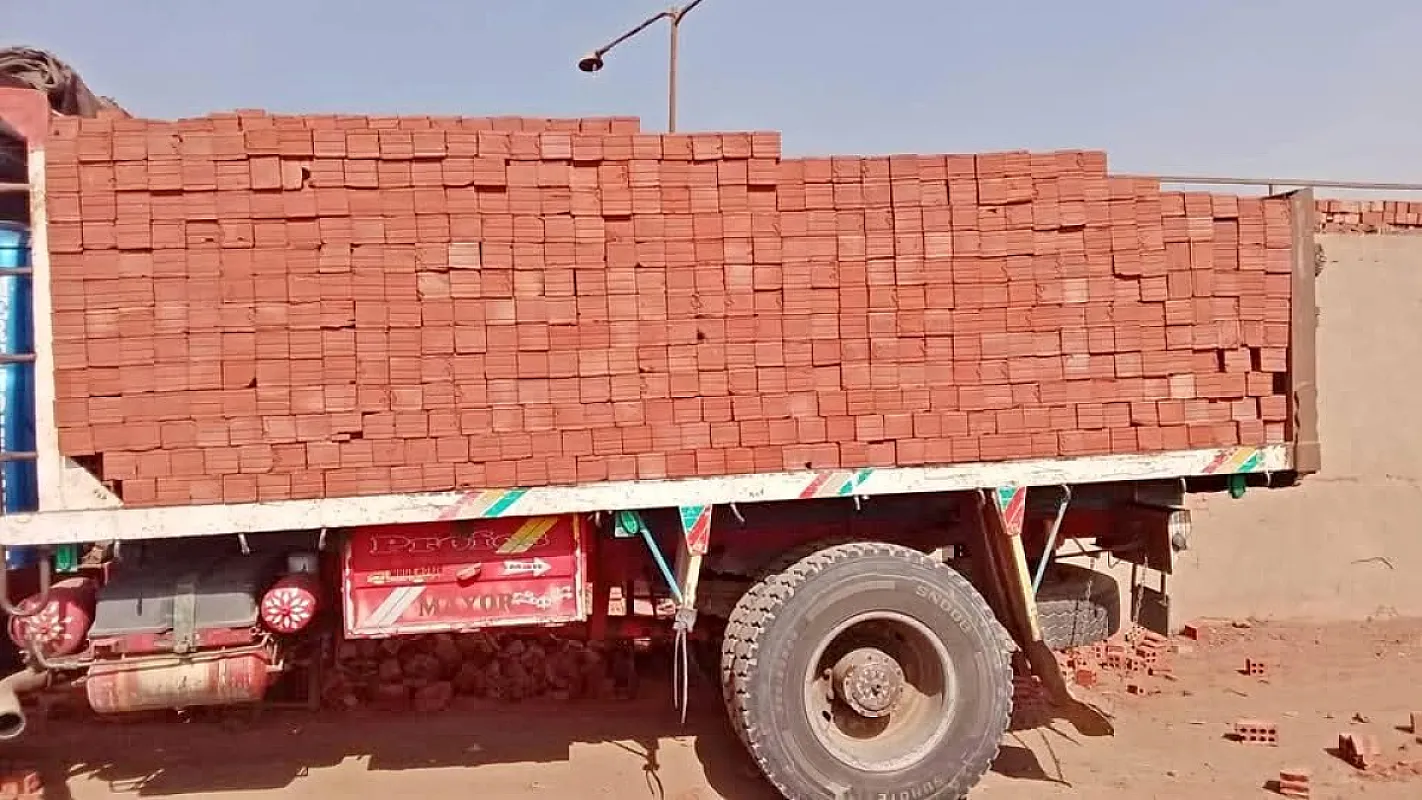 طوب طفلي احمر للبناء عالي الجودة