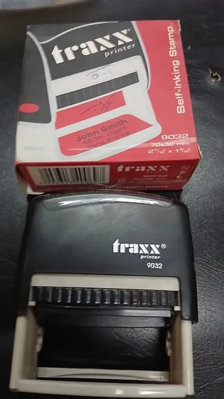 ختمك دايما جاهز مع Traxx