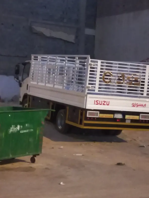نقل عفش داخل و خارج الرياض شراء اثاث مستعمل بالرياض ارقام طش الاثاث 0575907703