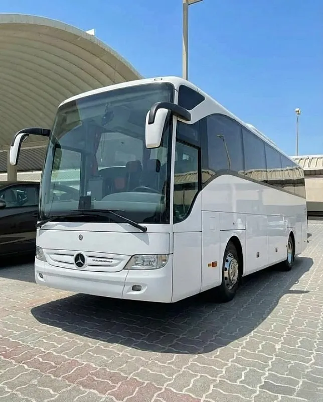سافر ببرستيج الملوك إيجار أتوبيس مرسيدس 50 راكب VIP