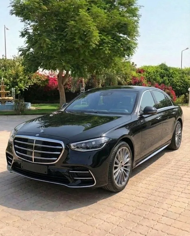 قمة الفخامة والرقي إيجار مرسيدس S500 ليموزين