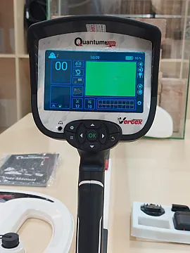 QUANTUM VX900 الأحدث عالمياً لكشف الذهب والكنوز في باطن الأرض