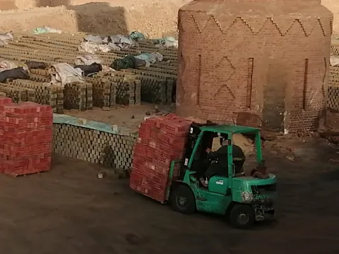 طوب احمر طفلي