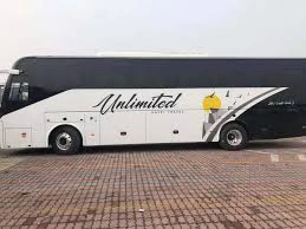 ايجار اتوبيس مرسيدس 50 راكب