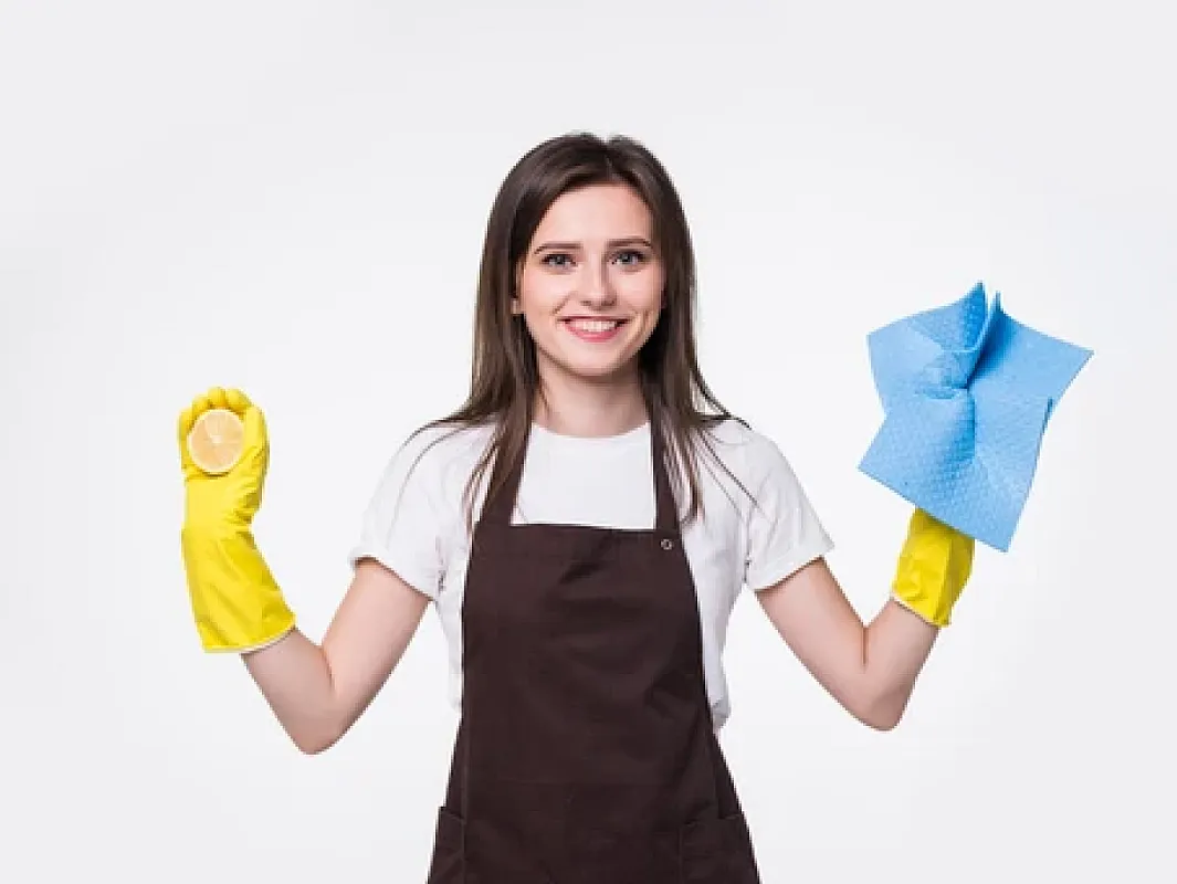 يوجد ومطلوب خادمات وطباخات للتنازل 0557258157