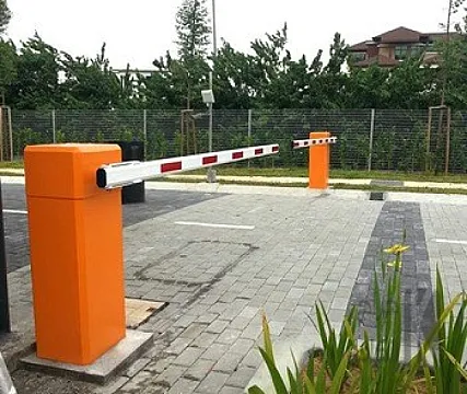 تحكم آمن في دخول السيارات 0595688150