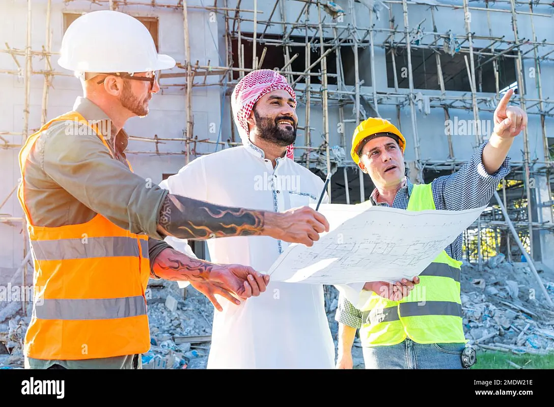 دورات البرامج الهندسية والفنية 2025